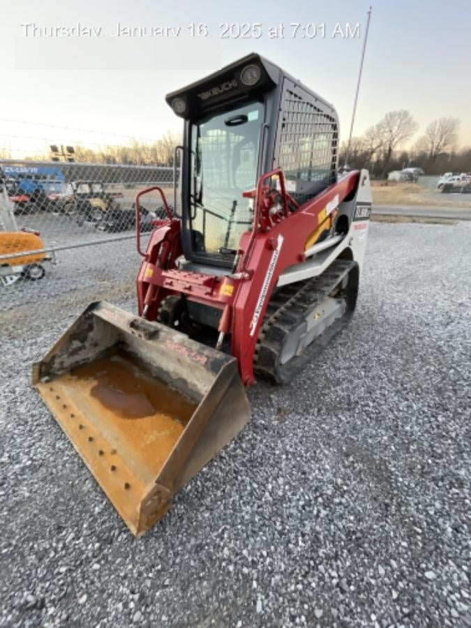 2021 TAKEUCHI TL8R2-CR