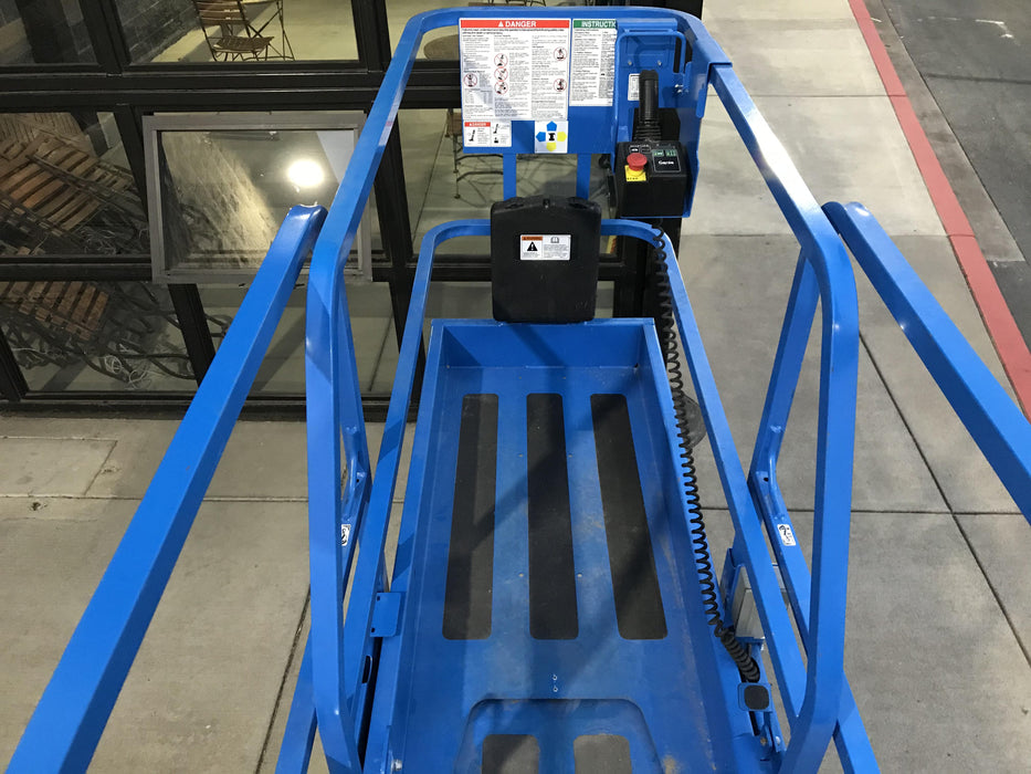 2020 Genie GS-1930 Fixed rails with chain entry gate - Pre A92.20, 800W Inverter