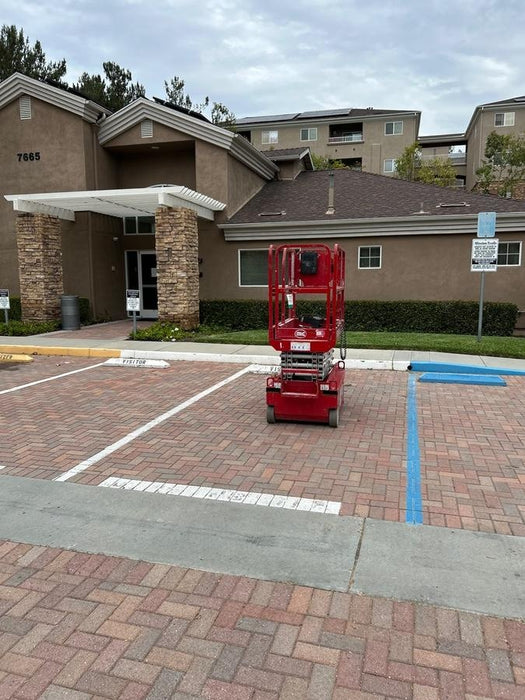 2020 MEC 1330SE Solid NM Tires, Steel Swing out Doors, LCS, Beacon, 900W Inverter