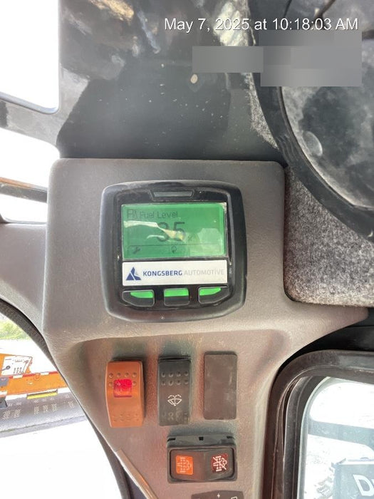 2017 Gehl V330 Standard Rental Specs