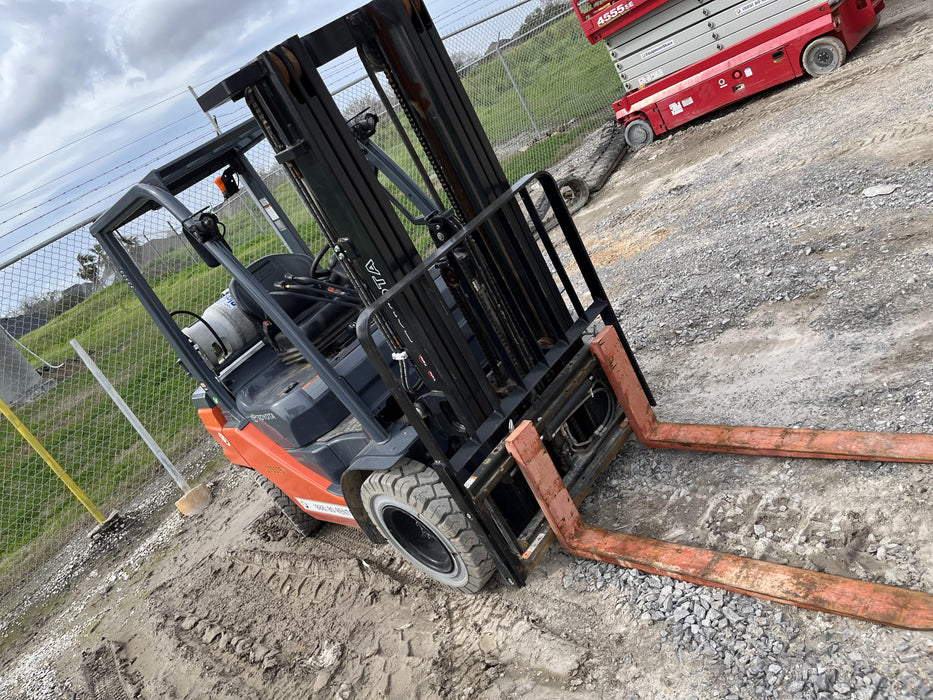 2022 TOYOTA 50-8FGU25