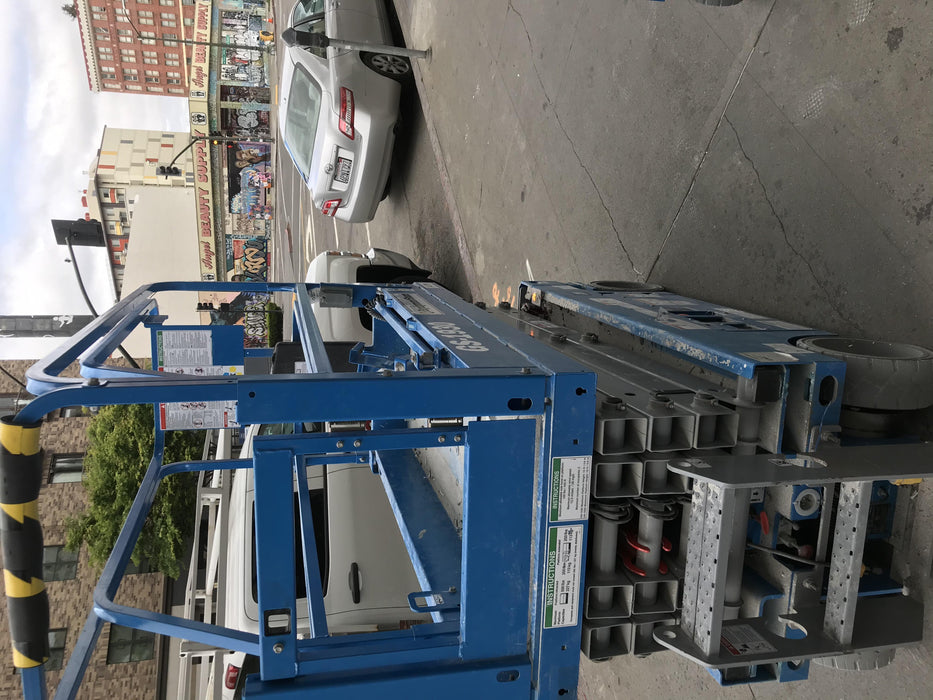 2019 Genie GS-1930 Half Height Swing Gate, 800W Inverter