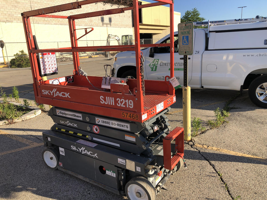 2018 Skyjack SJIII-3219 Standard Rental Specs