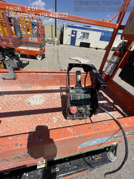2022 JLG ES1932
