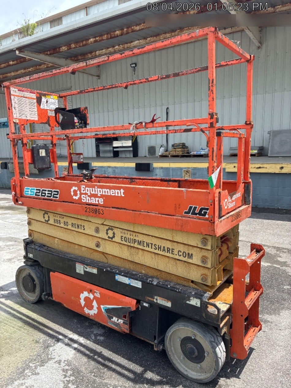 2022 JLG ES2632