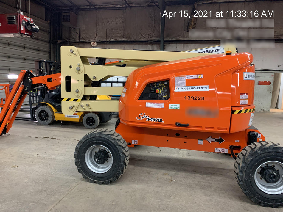 2021 JLG 450AJ