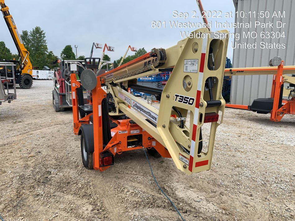 2022 JLG T350