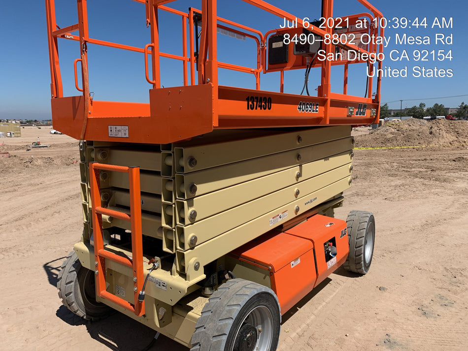 2021 JLG 4069LE