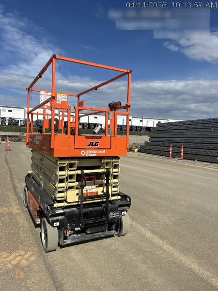 2025 JLG ES3246