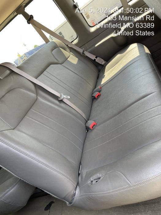 2023 CHEVROLET Express Van - Rental