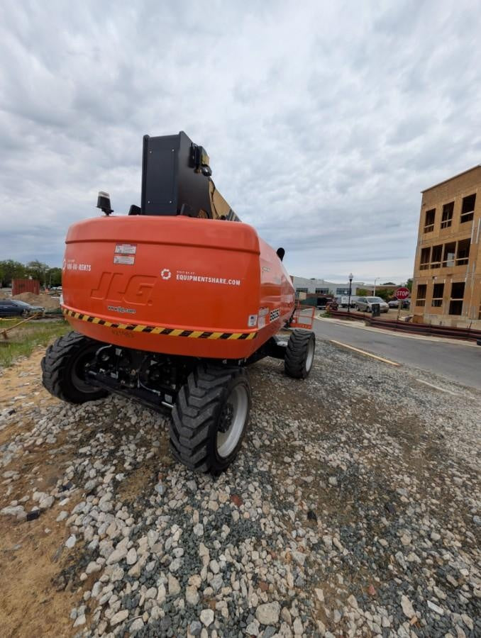 2024 JLG 860SJ