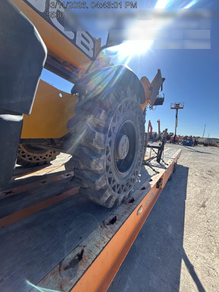 2019 JCB 510-56 74 HP w/CAB/HVAC, Beacon, Worklights, Aux Hydraulics, Solid Tires 66" Carriage/60" Forks