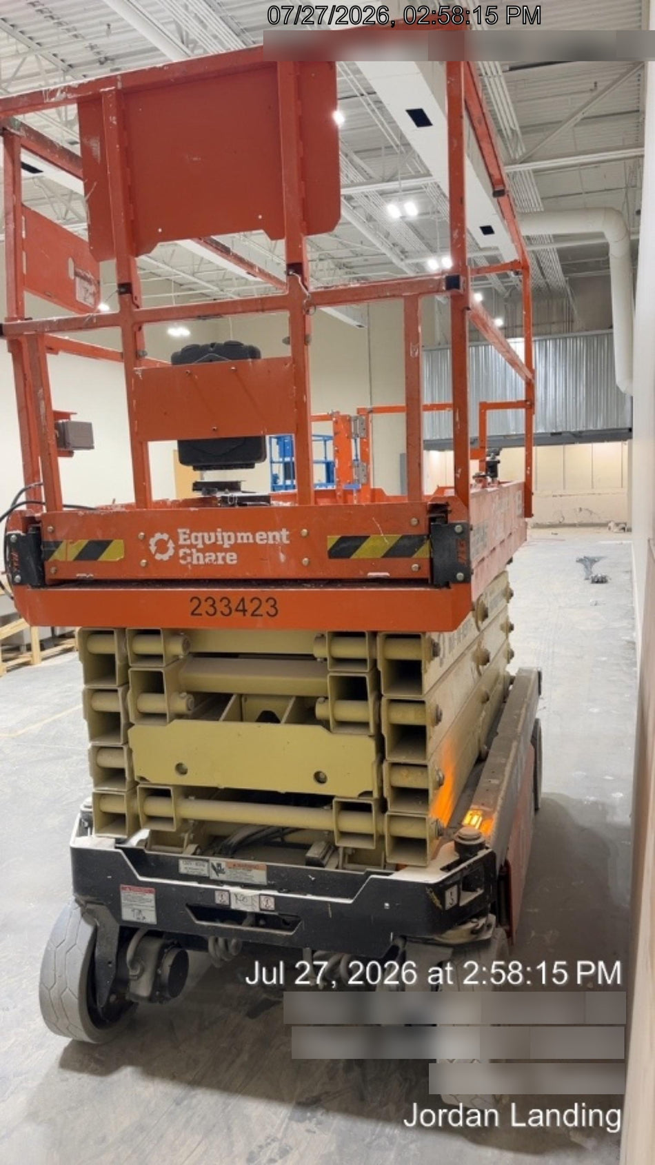 2022 JLG ES3246