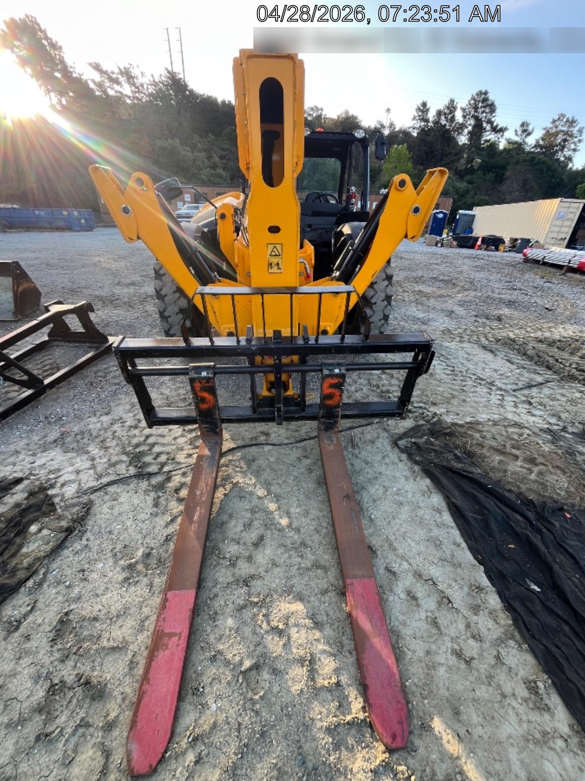 2025 JCB 510-56