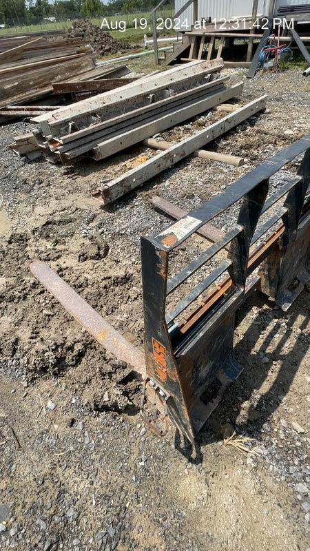 2021 PALADIN 48" Pallet Forks - Paladin