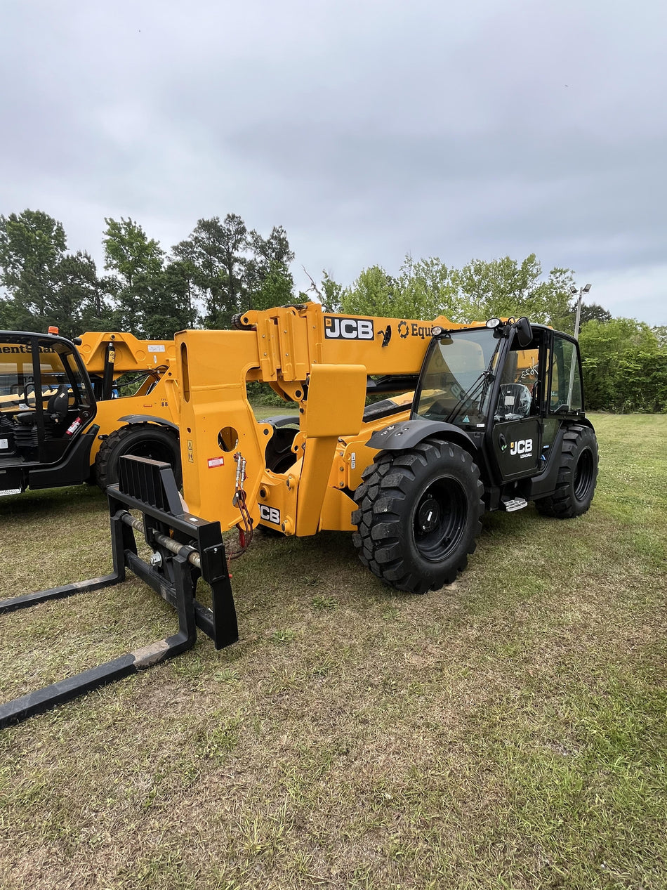 2026 JCB 514-56