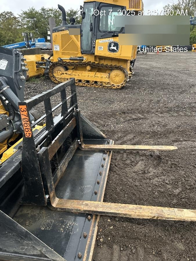 2023 ARROW MATERIAL HANDLING 48" Pallet Forks - Arrow