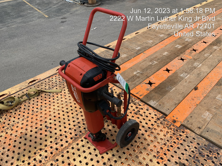 2020 HILTI TE 3000-AVR