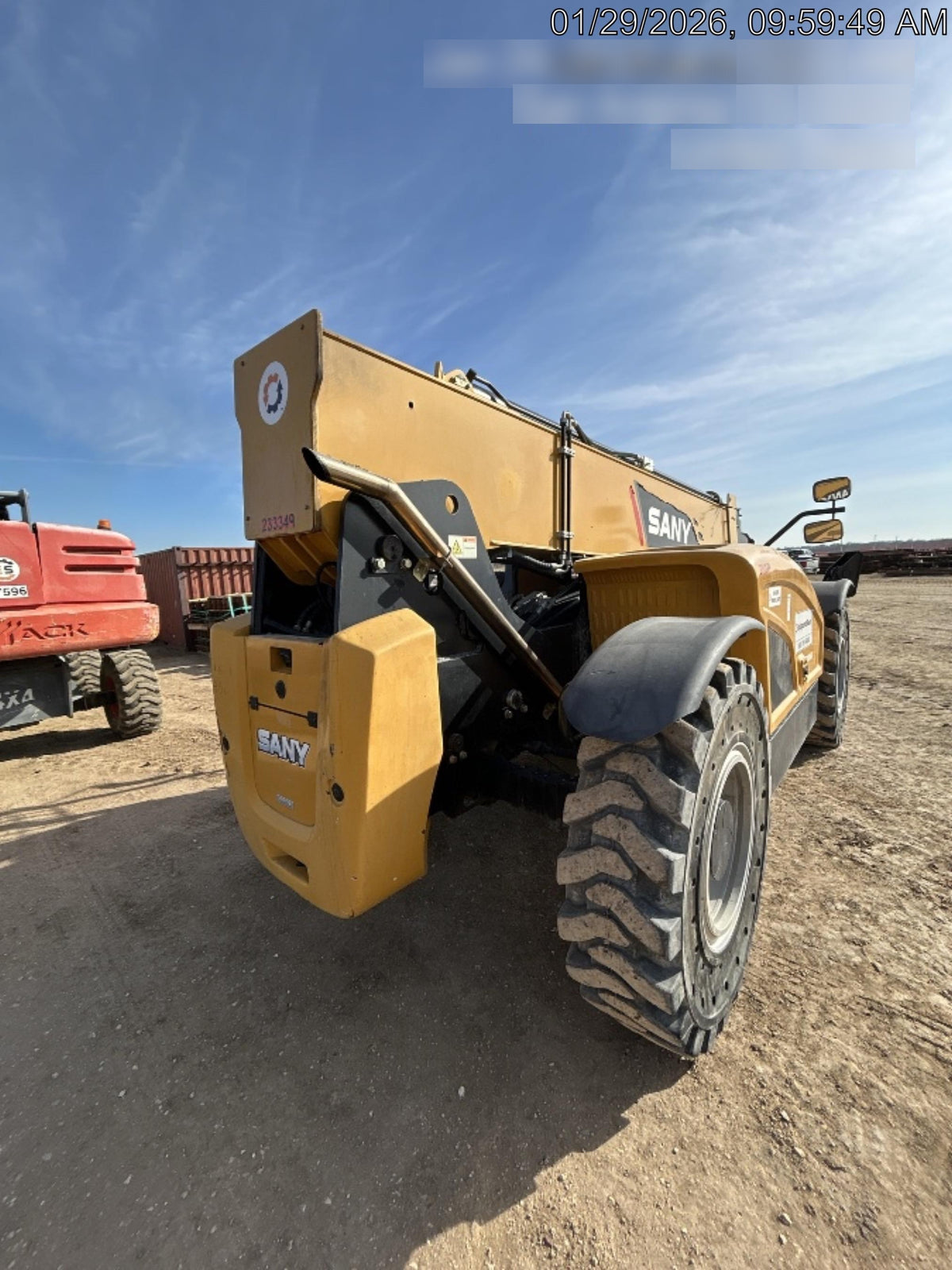 2022 SANY STH1056