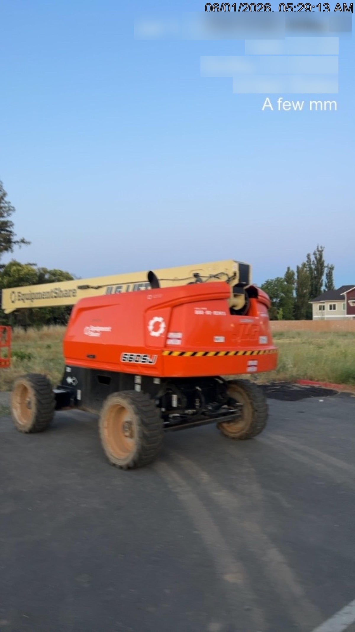 2025 JLG 660SJ