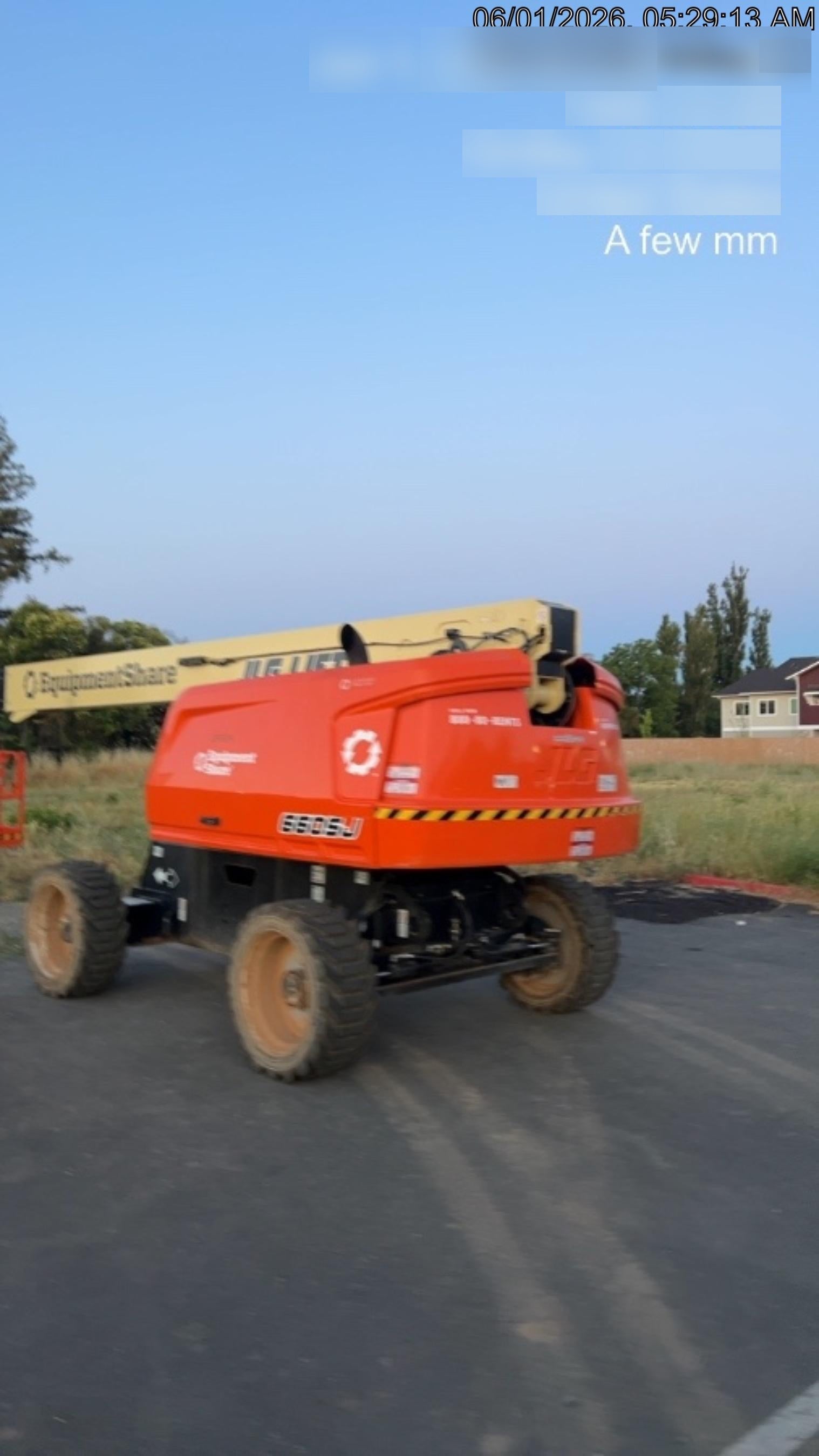 2025 JLG 660SJ