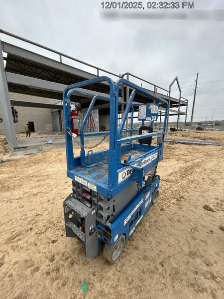 2019 Genie GS-1930 Fixed rails with chain Entry