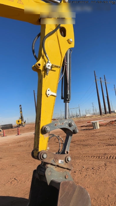 2019 Wacker Neuson ET90 Enclosed Cab, Hybrid Tracks, Long Dipperstick, T4, Hydraulic Thumb w/Manual QC, Buckets: 18/24/36"