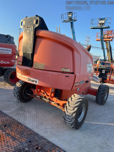 2019 JLG 400S