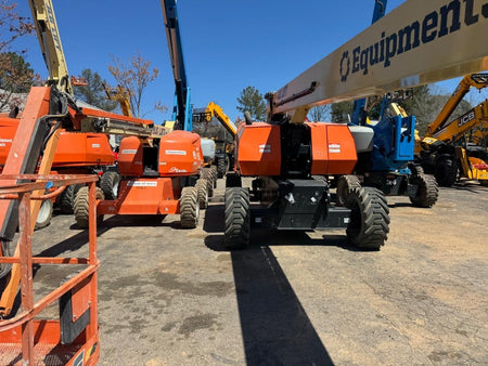 2023 JLG 860SJ