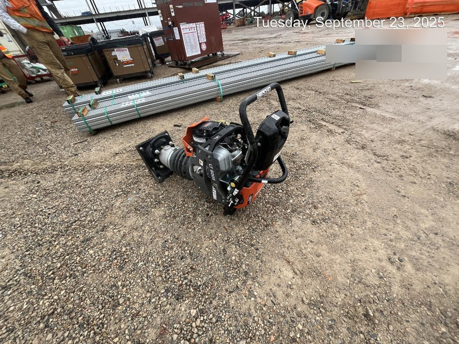 2025 HUSQVARNA LT6005