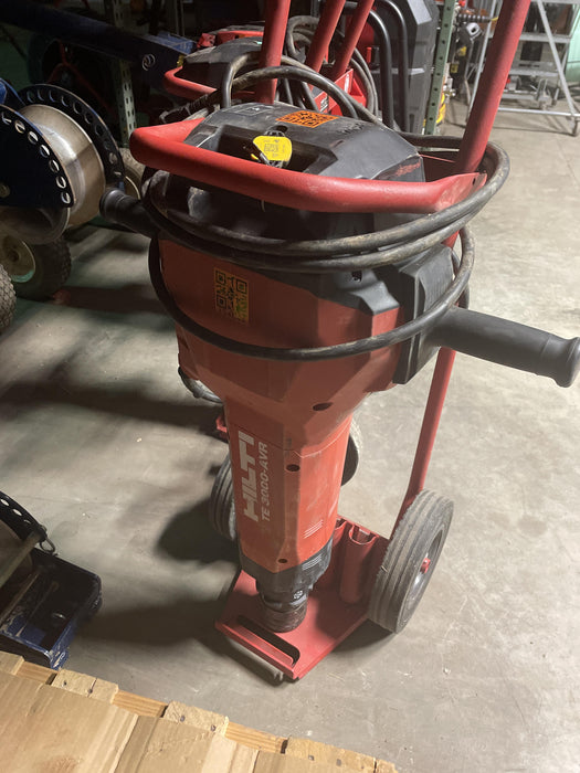 2022 HILTI TE 3000-AVR