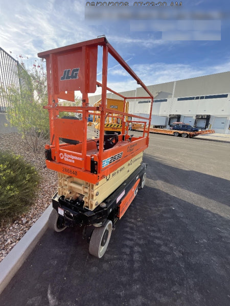 2022 JLG ES2632