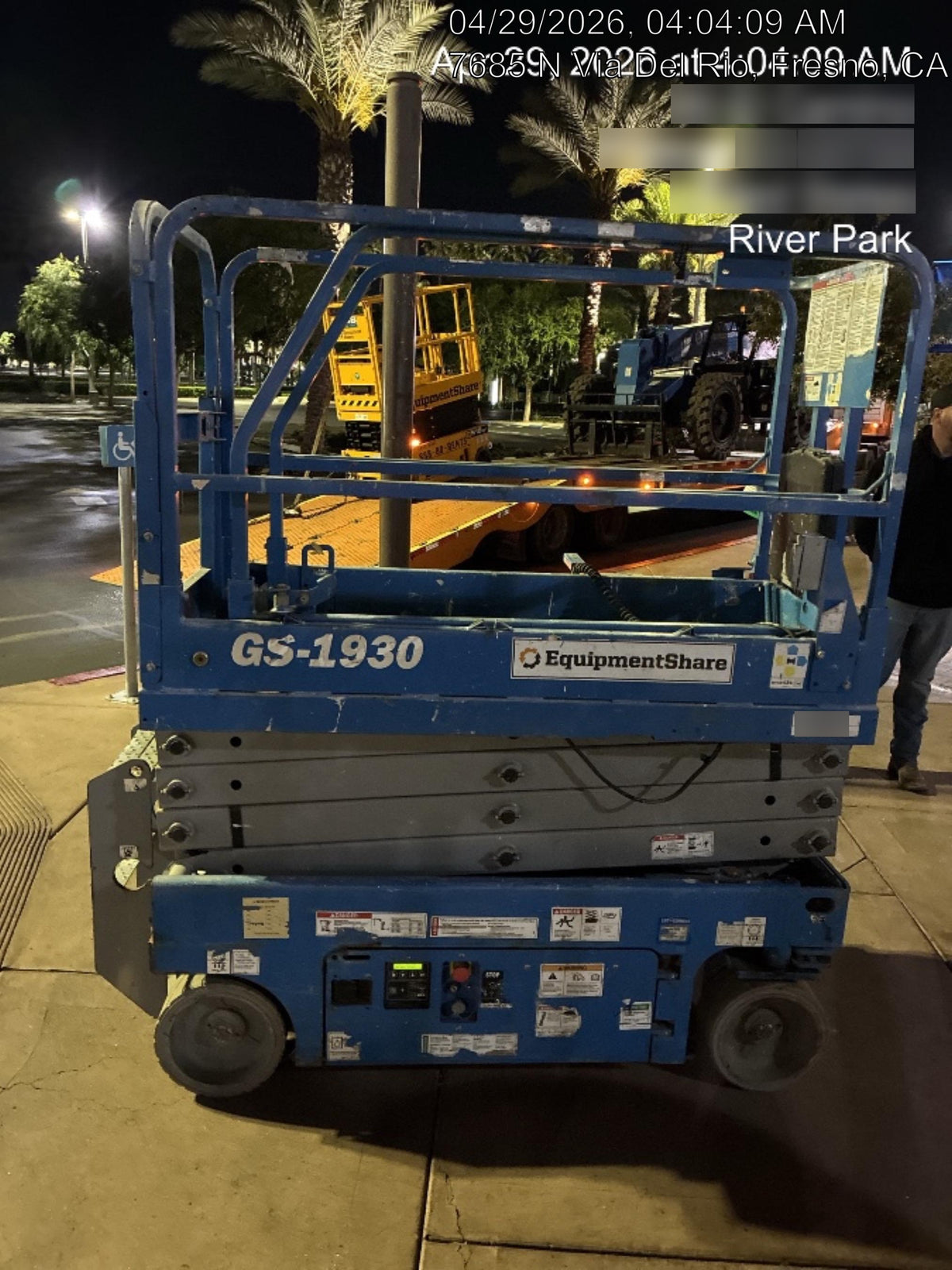 2019 Genie GS-1930 Half Height Swing Gate, 800W Inverter