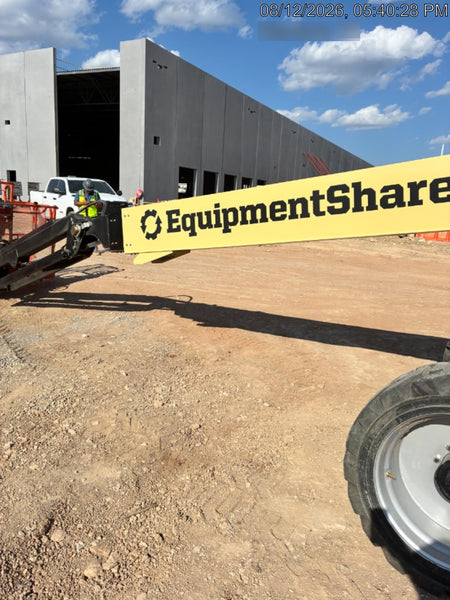 2025 JLG 660SJ