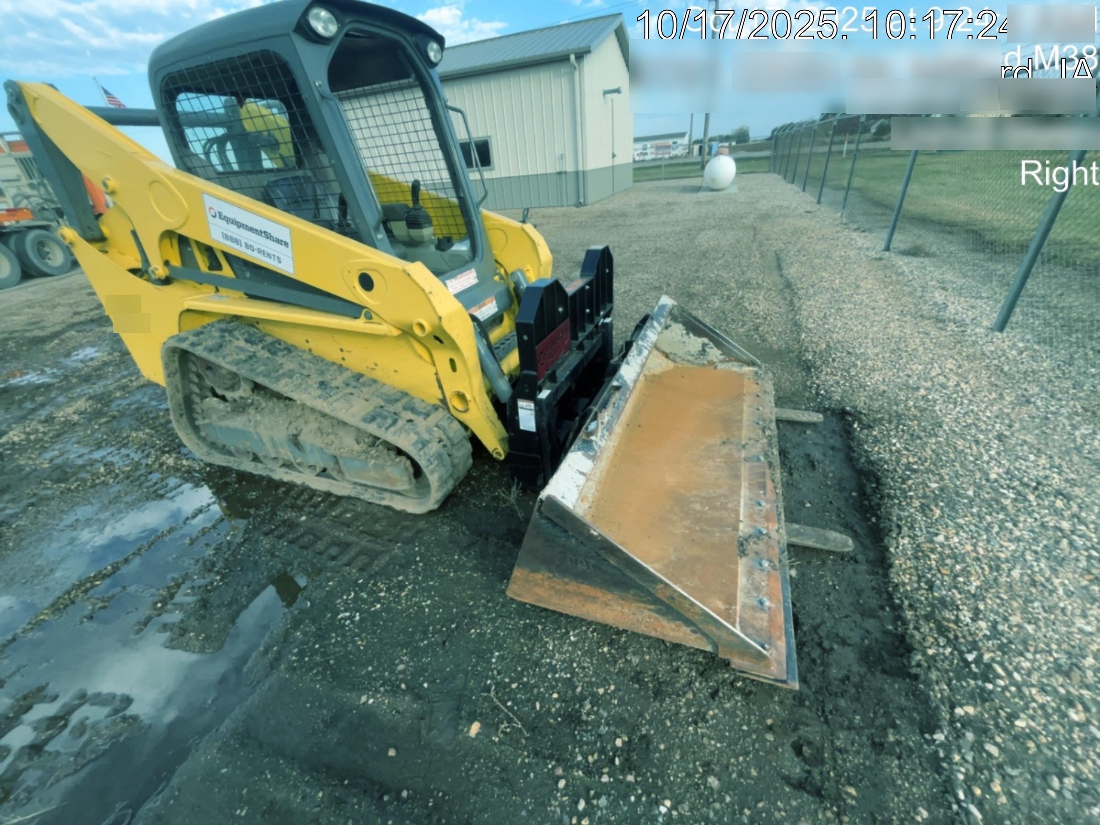 2018 Wacker Neuson ST31 ST31 8k Tracked Skid Loader, Canopy, 2 speed, Bucket Leveling , Selectable EH Controls, Variable speed fan, Cyclonic precleaner, 75" Bucket LP w/ smooth bolt on edge