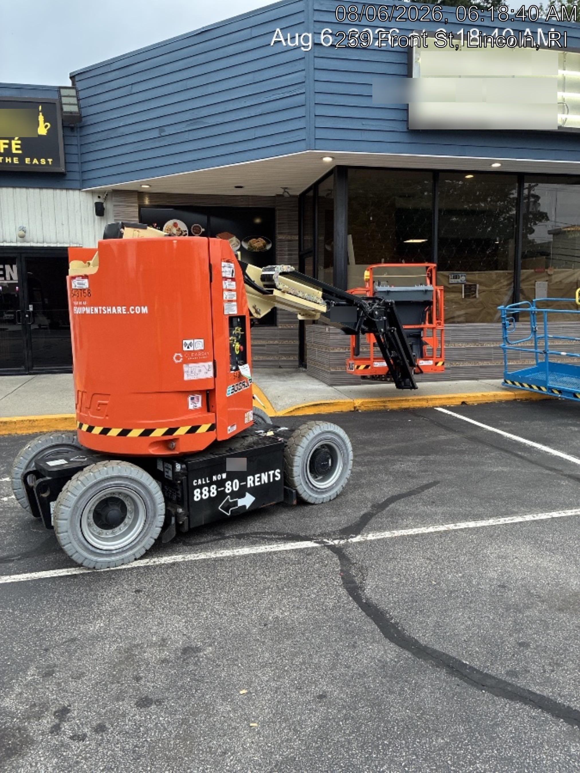 2025 JLG E300AJP