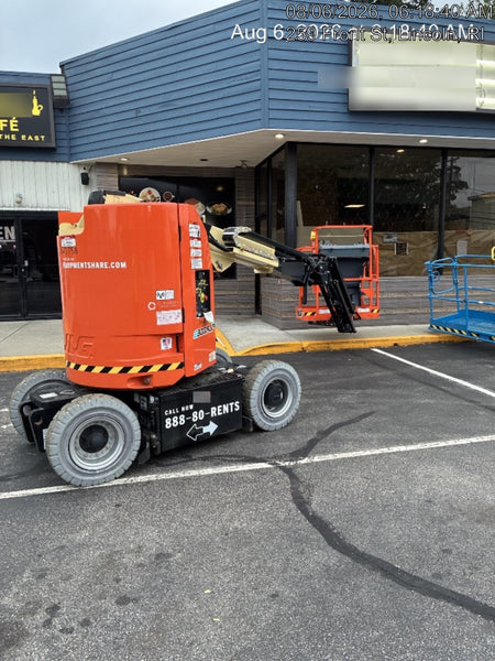 2025 JLG E300AJP