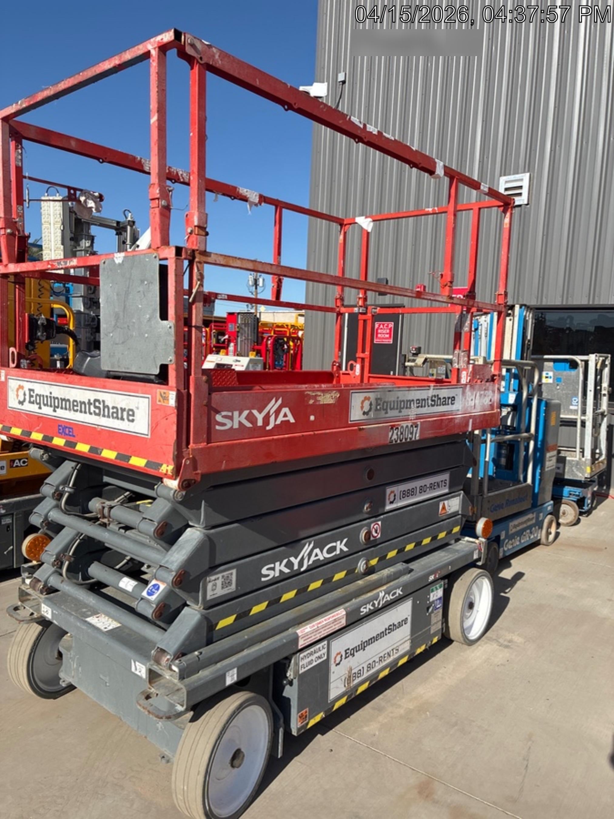 2022 SKYJACK SJ4732