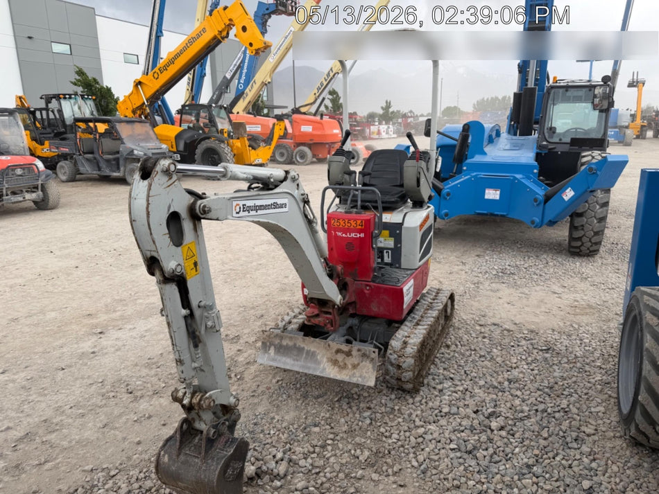 2022 TAKEUCHI TB210R