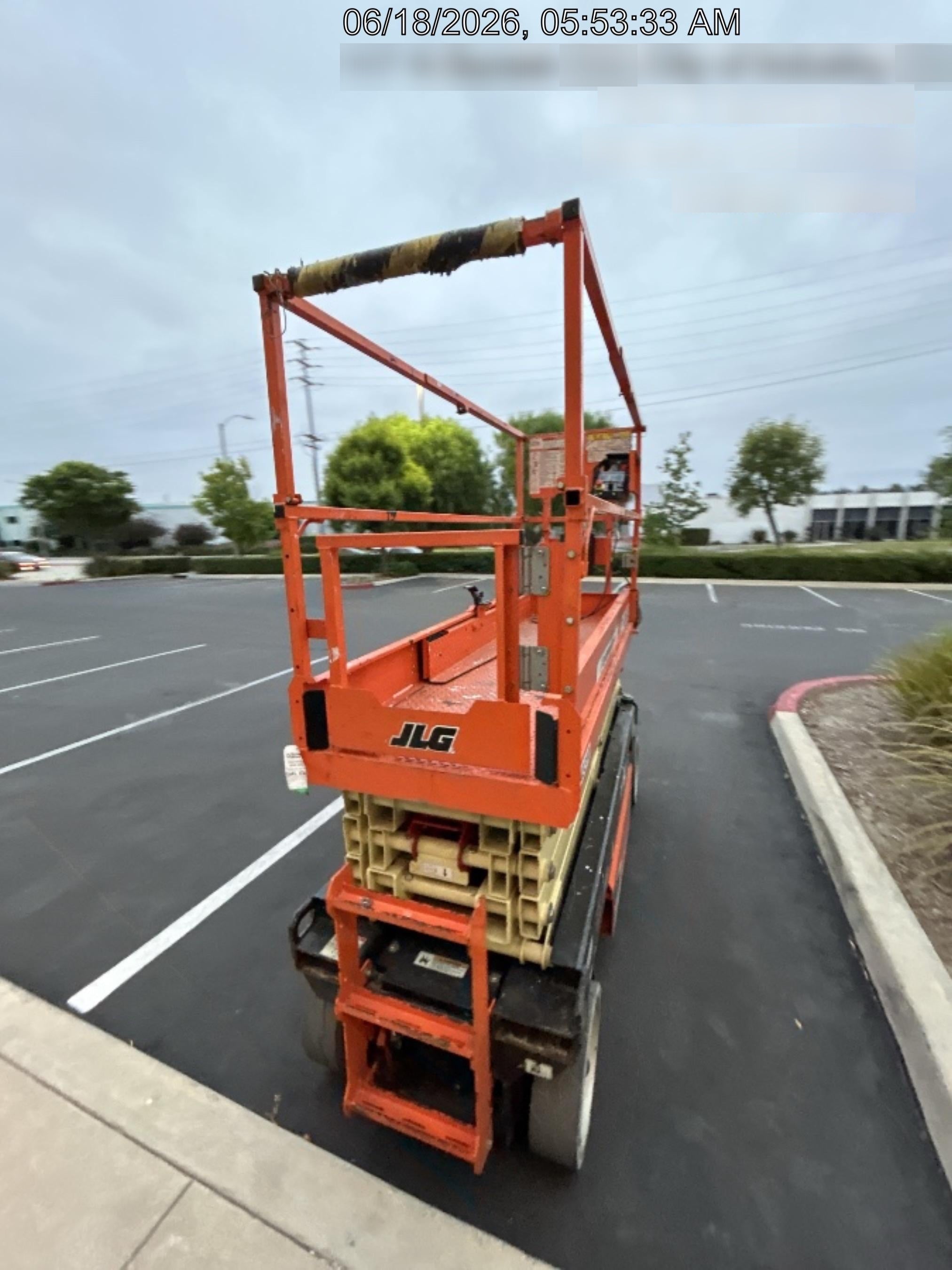 2022 JLG ES2632