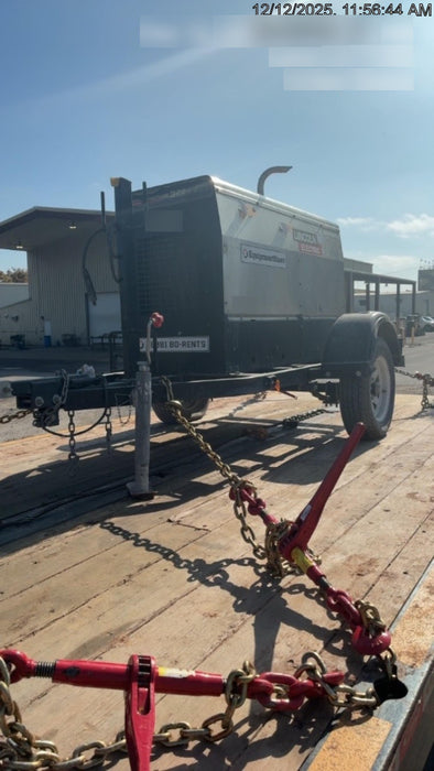 2019 Lincoln Electric Vantage 322 Welder Ready-Pak 3, Two wheel trailer, Fender and Light kit, Cable Rack