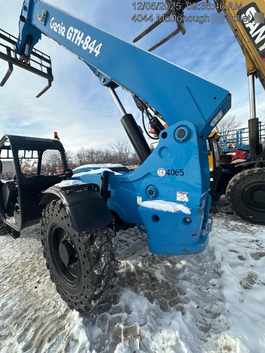 2016 Genie GTH-844 Genie GTH 844, Solid Tires, 60" carriage, Open ROPS