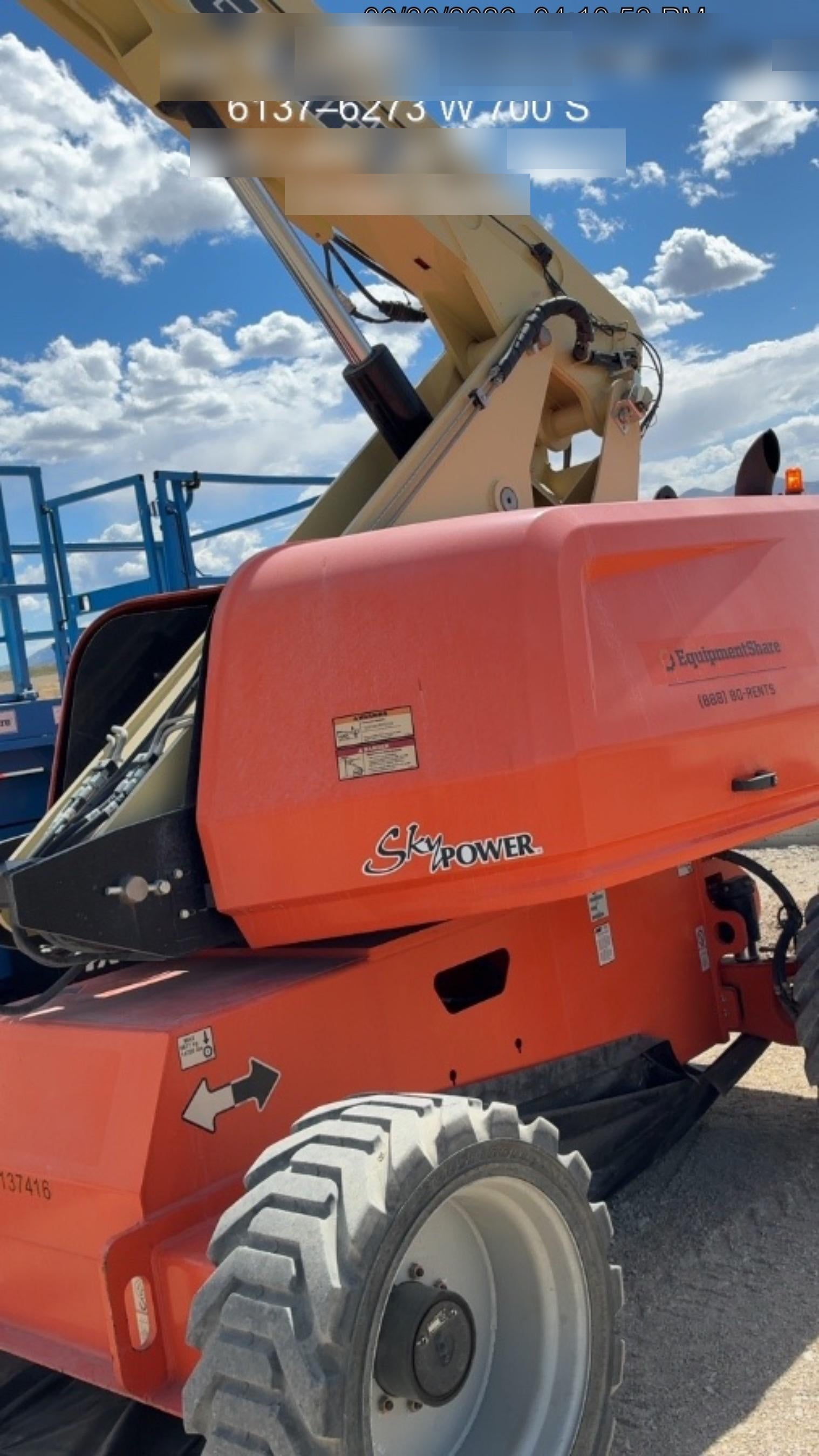 2021 JLG 660SJ