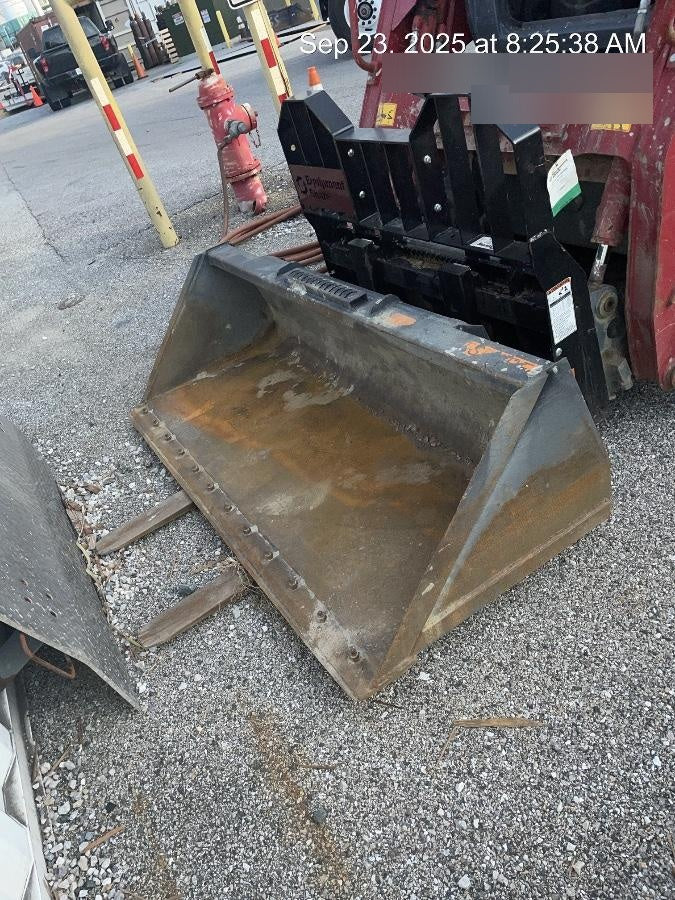 2022 TAKEUCHI TL8R2-CR