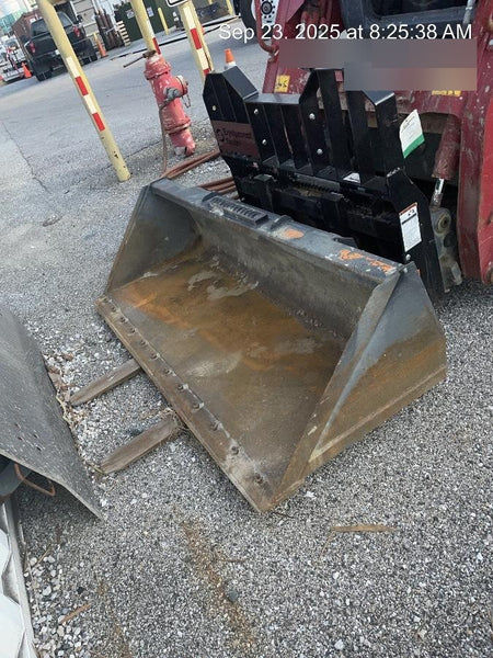 2022 TAKEUCHI TL8R2-CR