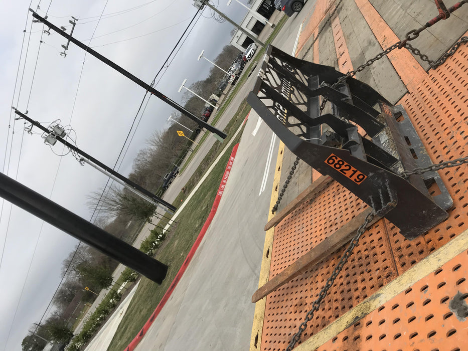 2020 PALADIN 48" Pallet Forks - Paladin