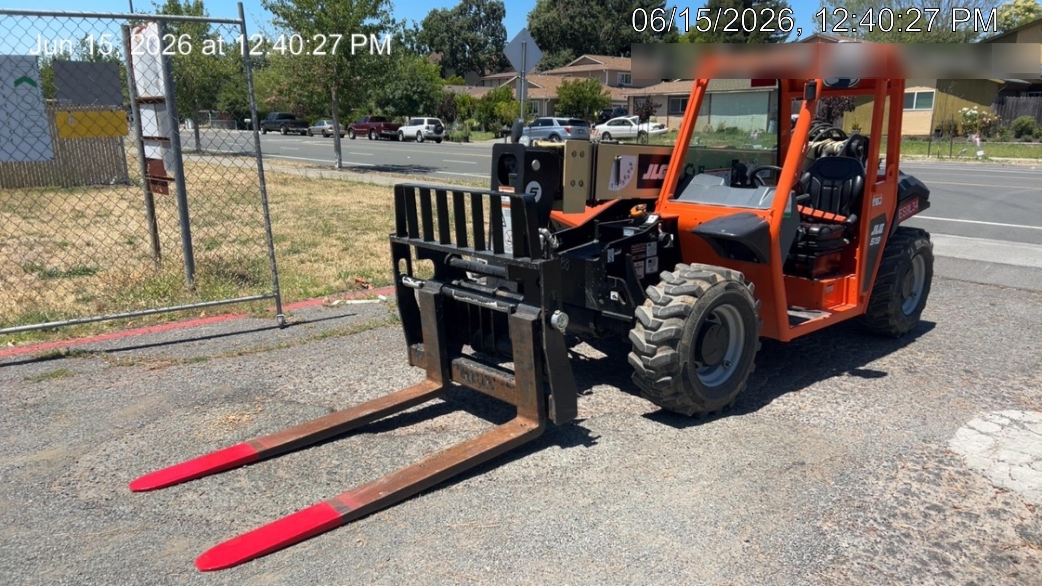 2025 JLG 519