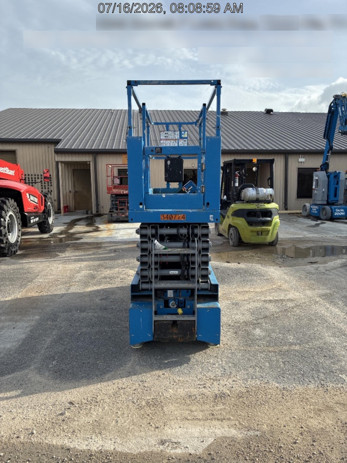 2023 GENIE GS-3232
