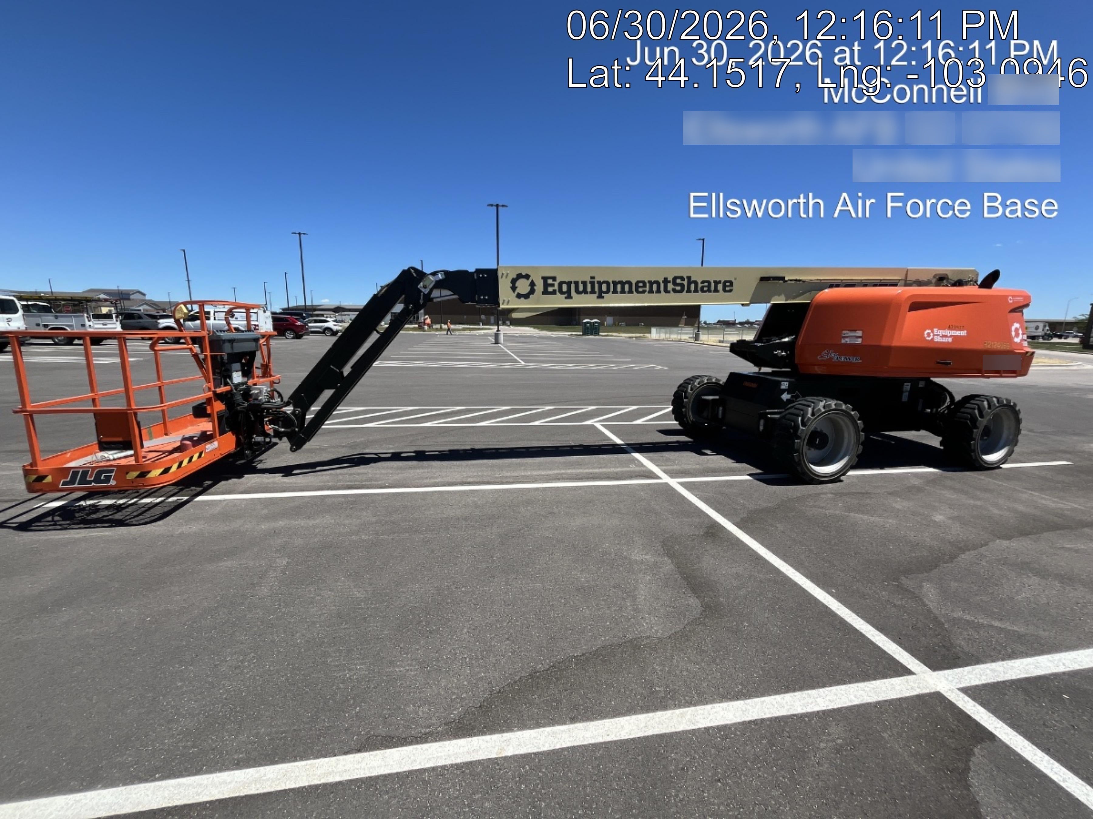 2024 JLG 660SJ
