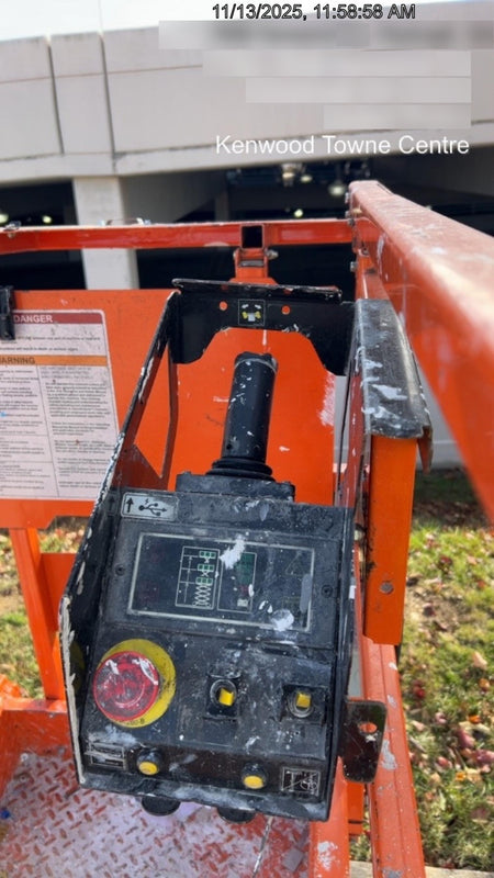 2022 JLG ES1932
